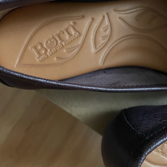 BORN Women’s Dinah Classic Dark Blue Leather Penny Loafers Size 6 | EUC - Picture 3 of 6